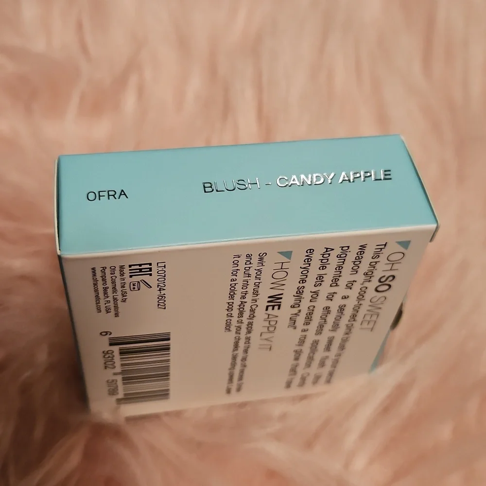 🆕️OFRA Candy Apple Blush